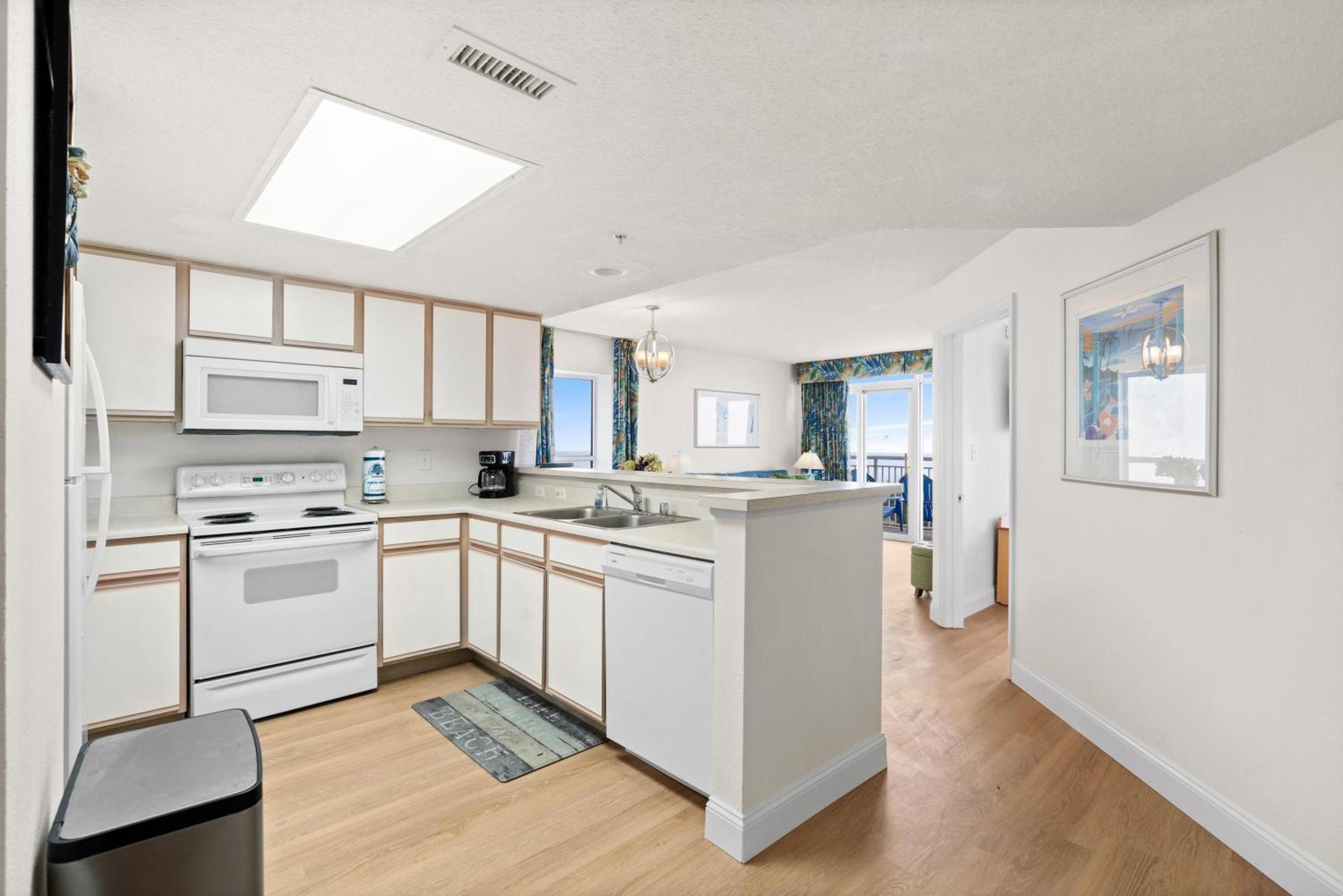 Bay Watch Resort N 302-Oceanfront-Crescent Beach マートルビーチ エクステリア 写真