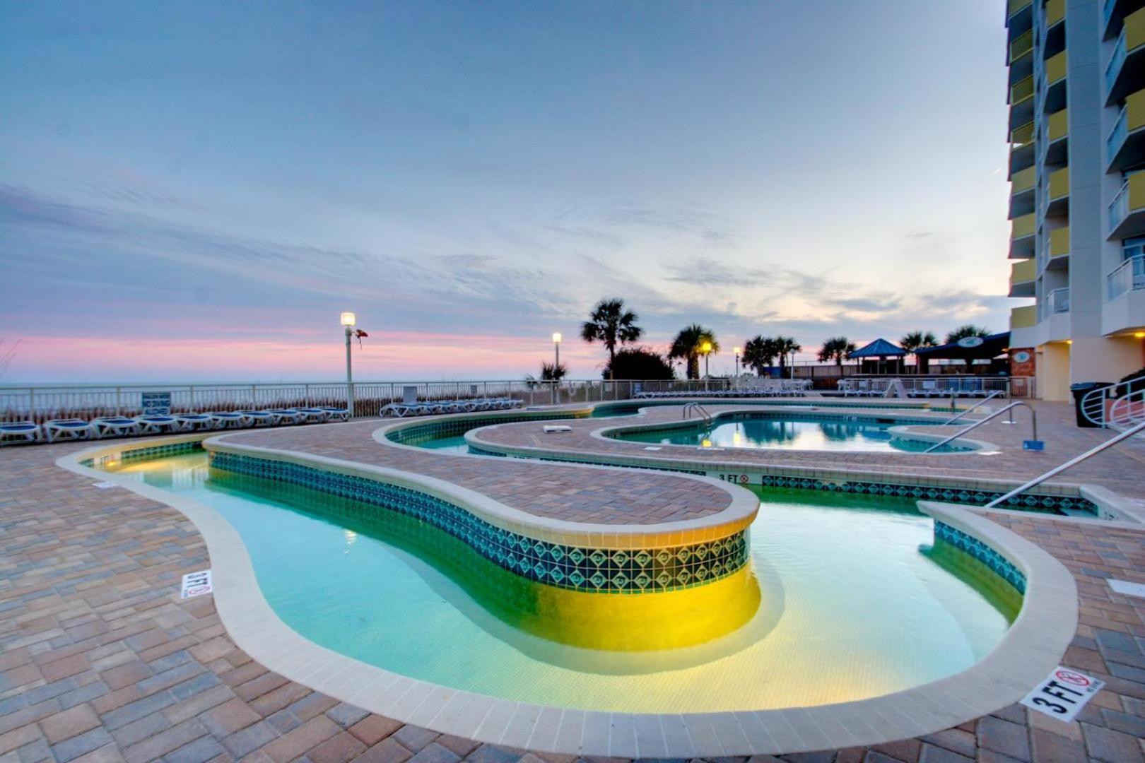 Bay Watch Resort N 302-Oceanfront-Crescent Beach マートルビーチ エクステリア 写真